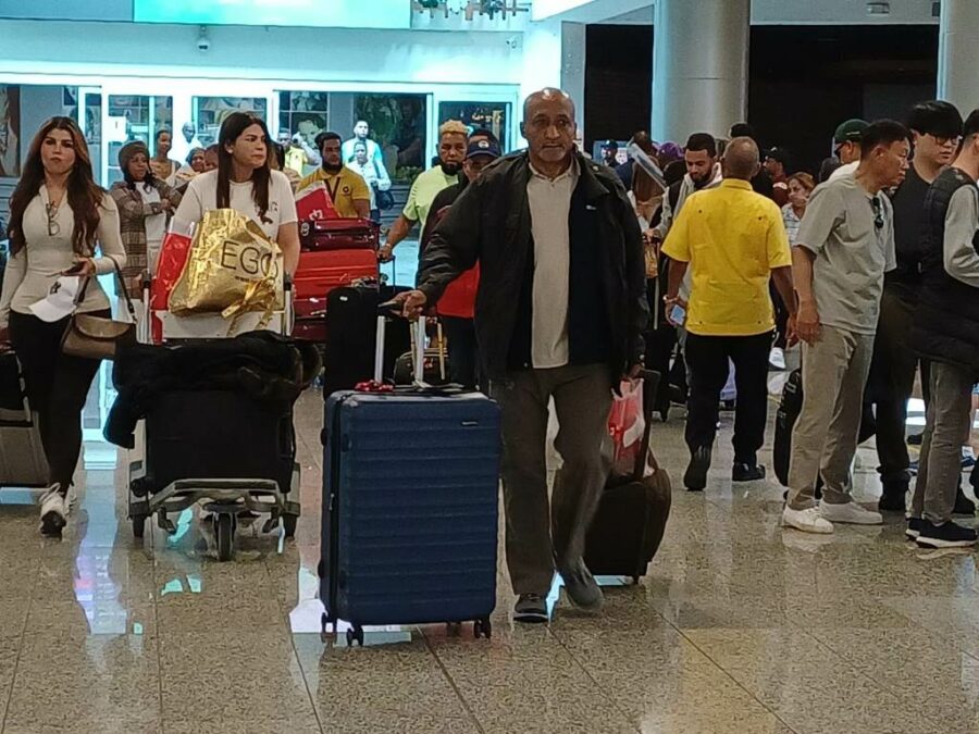 dominicanos ausentes-diaspora-aila