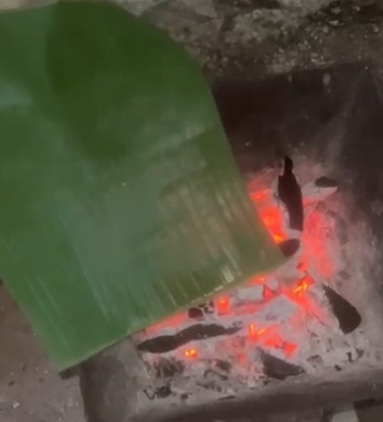 Cena de Nochebuena-pasteles en hoja