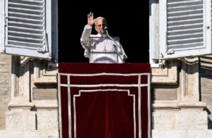 papa en misa vaticano3