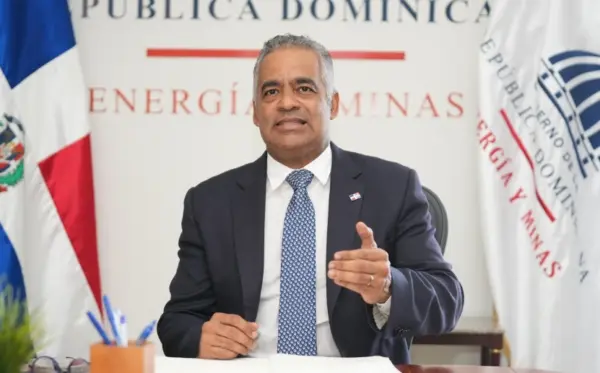 El ministro de Energía y Minas, Joel Santos.