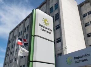 El nivel de cumplimiento de la meta de recaudación frente a lo estimado alcanzó un 97.7 %.