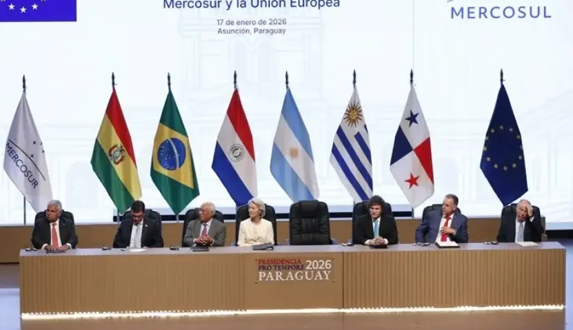 Los presidentes firmantes del acuerdo UE-Mercosur.