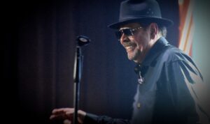 Fernando Villalona también  grabó “Campesina Dominicana”, colombiano, de  nombre original es ‘Campesina Santandereana’.