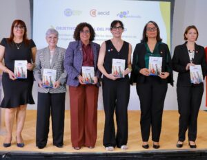 La entrega de certificados.