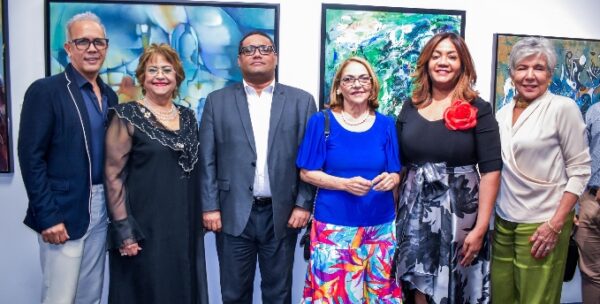 Joel Gonell, Verónica Sención, Luis Martínez Guzmán, Mildred Canahuate, Amarilys Durán y Olga de los Santos.