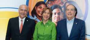 Ricardo Canalda, Mercedes Canalda de Beras-Goico y José Antonio Colomer.