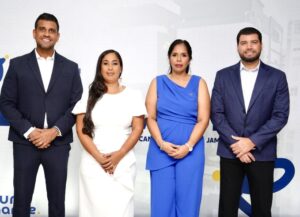 Modesto Reyes, Yordania Medina, Adolfina Taveras y Ángel Reyes.