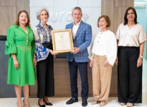 Ejecutivos  reafirman su compromiso de seguir inspirando al sector asegurador.