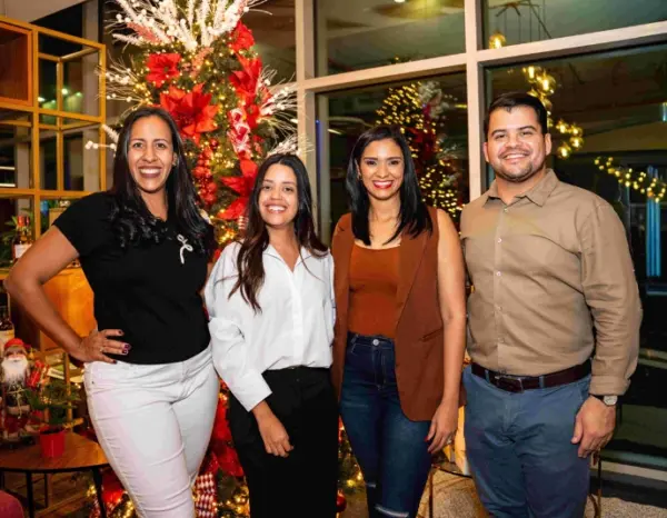 Dayra Acosta, Gabriela Genao, Anabel Belliard y Ángel Martínez.