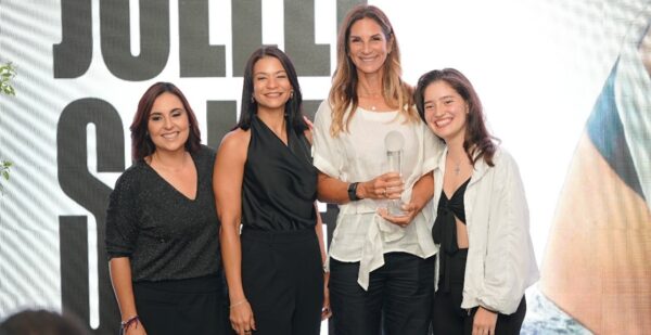 Wendolyn Rodríguez, Arlette Palacio, Joelle Schad y Gabriela  Moore.