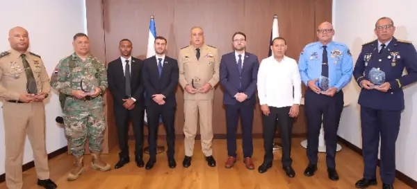 Embajador de Israel, Raslan Abu Rukun, encabeza el acto de los reconocimientos.