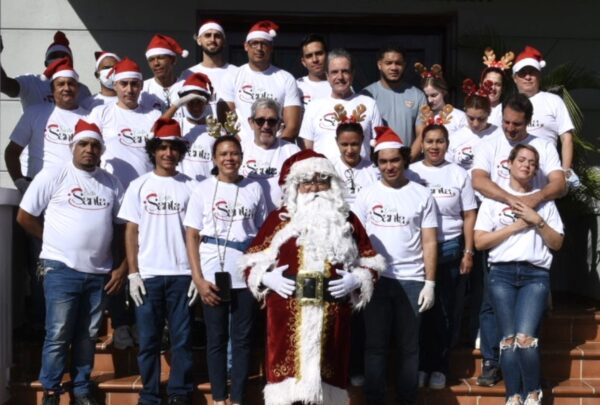 La visita del Doctor Santa y sus colaboradores  reafirma que la solidaridad es la mejor medicina para el alma y que compartir esperanza es el regalo más valioso.
