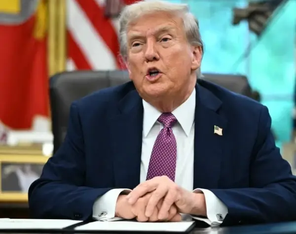El presidente Donald Trump dirige el proceso de paz.