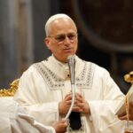 El papa León XIV implora la paz para el “mundo entero" ante la guerra en Irán