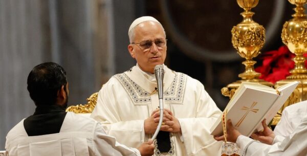 El papa León XIV ofició en la basílica de San Pedro  la tradicional misa de la Solemnidad de María Santísima Madre de Dios. EFE