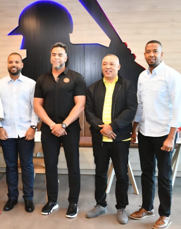 Miguel Matos, Nelson Cruz, Juan Núñez y Henry González.  manolito jimenez