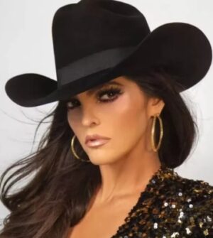 Ana Bárbara dejó claro que  es por la familia.