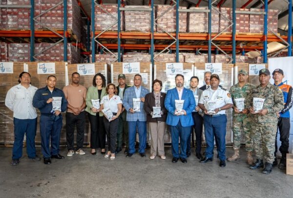 Entrega de los alimentos fortificados.