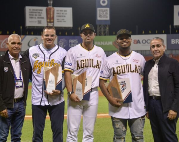 Desde la izquierda, Valentín Contreras, Gian Guzmán, Alberto Rodríguez y Víctor García Sued.