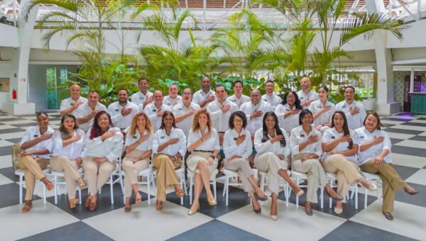 Carlos Batani, director de Operaciones, encabeza encuentro.