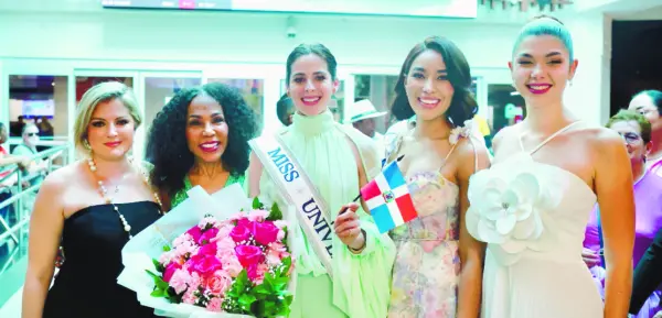 María José Unda, Magali Febles, Fátima Bosch,  Jennifer Ventura  y Ana Maspons.