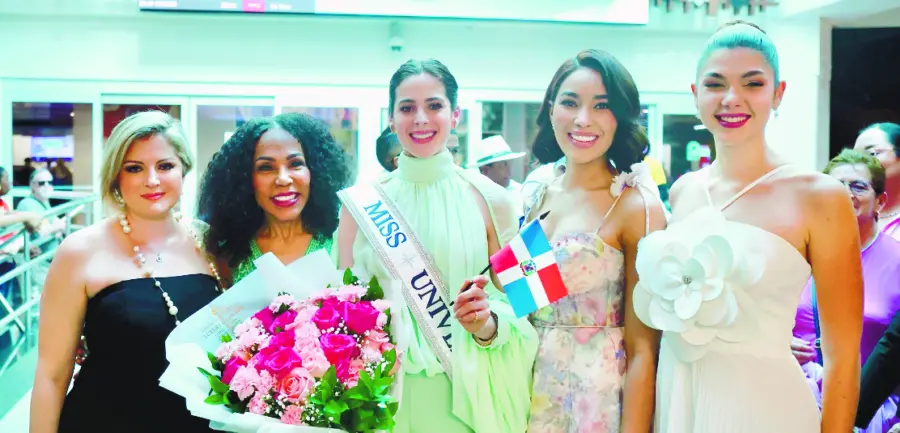 María José Unda, Magali Febles, Fátima Bosch,  Jennifer Ventura  y Ana Maspons.