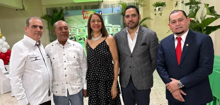 Arturo Espinal, Constantino Ramírez, Juana Colón Villegas, Jorter Doñé y José Rodríguez.