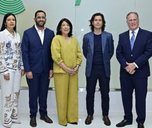 Esteisy Capellán, Elías Herrera, Elizabeth Ovalle, Mauricio Morel  y Marcel Morel.