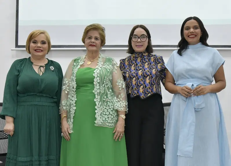 Rommy Grullón, Marisela Aybar de Grullón, Andris Féliz y Rommy Pichardo Grullón.