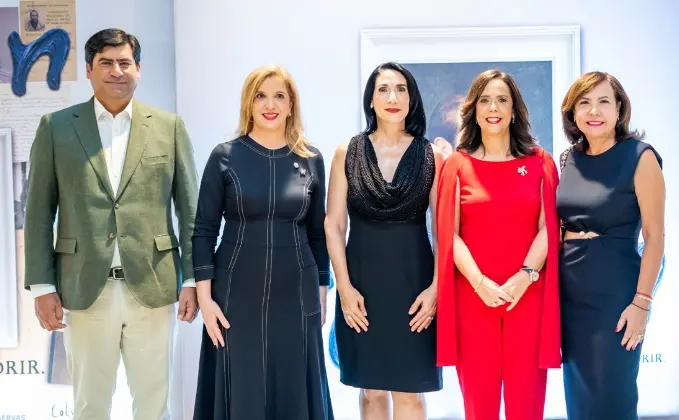 Antonio Alma Iglesias, Elsa Turull de Alma, Raquel Arbaje, Maribel Bellapart y Maripili Bellapart.