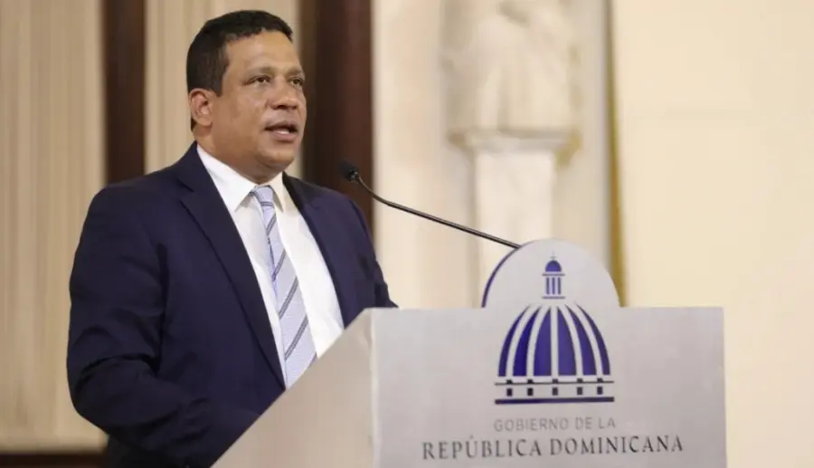 Carlos Pimentel indicó que la nueva ley deja a la Dirección de Compras convertida en un organismo robusto.
