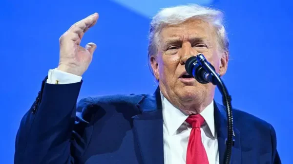 Trump insiste en que quiere adquirir Groenlandia y asegura haber establecido "el marco para un futuro acuerdo" sobre la isla con el jefe de la OTAN