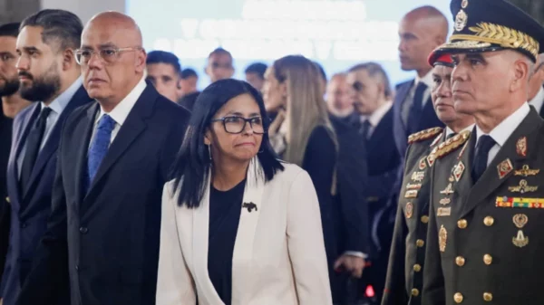 Trump ha advertido a la presidenta interina de Venezuela, Delcy Rodríguez, que "pagará un precio mayor" que el de Maduro si no accede a las pretensiones de Washington.