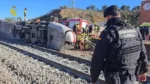 Cómo ocurrió el accidente y otras 4 preguntas clave sobre el fatal descarrilamiento y choque de trenes en España