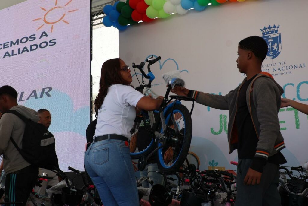 Bicicletas, las preferidas por niños y adolescentes en esta sexta edición de Plásticos por Juguetes. Chaimy Soriano. 