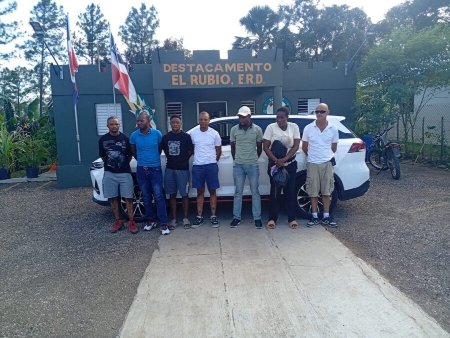 Canadiense con Haitianos