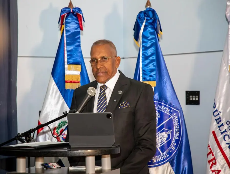 Contralor Félix Santana (1)