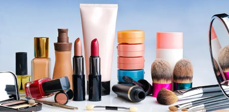 Francia prohíbe desde 2026 la producción e importación de PFAS en cosméticos y textiles cuando existan alternativas disponibles