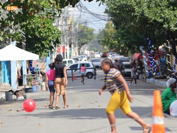 Niños brillan por su ausencia en las calles de Santo Domingo en la festividad del Día de Reyes../ Foto: Eliezer Tapia.