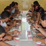 El menú escolar ahora tiene menos sal y azúcar, según el Inabie