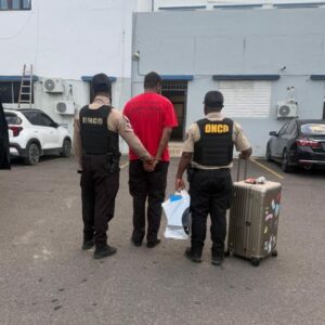 Extranjero detenido con marihuana