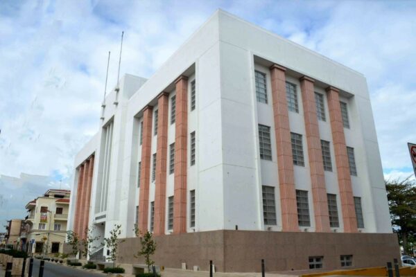 Fachada del Centro Indotel Cultura Digital (1)