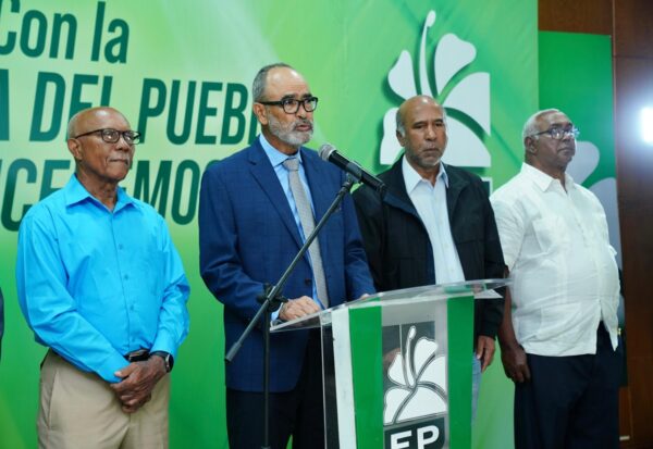 Hector Acosta de la secretaria agropecuaria de la Fuerza del Pueblo
