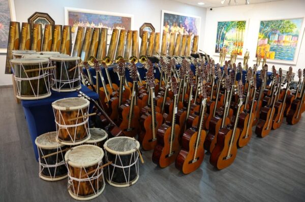 Instrumentos Musicales