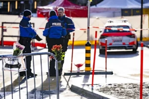 SWITZERLAND-NEW-YEAR-BAR-FIRE (1)