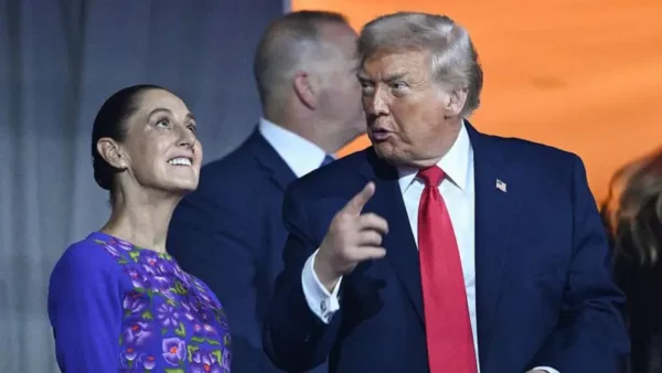 Presidenta de México, Claudia Sheinbaum (i) y Donald Trump, presidente de Estados Unidos (d).