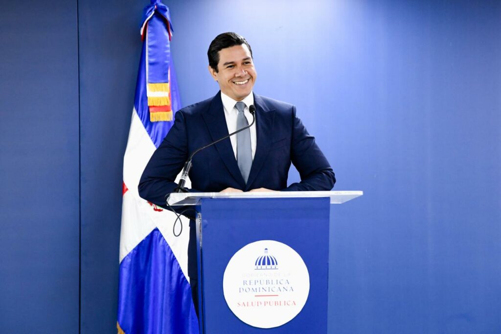 Viceministro de Salud Colectiva, Eladio Pérez.