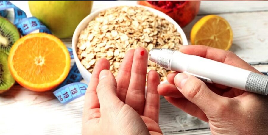 Los monitores continuos de glucosa, combinados con aplicaciones móviles y algoritmos avanzados, permiten detectar desajustes glucémicos en tiempo real.