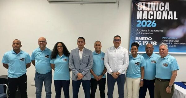 Desde la izquierda, Gerlin Batista, Ramón Ceballos, Paola Cuello, Rafael Uribe, Ambiorix Cruz, Junior Páez, Karla Peña, Carlos Gerónimo y Pedro Ortiz.