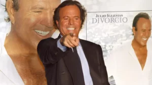Julio Iglesias-punta cana-acoso